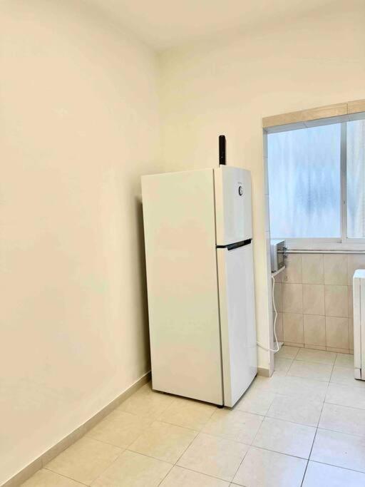 Rambam Beach Apartment Haifa Eksteriør bilde