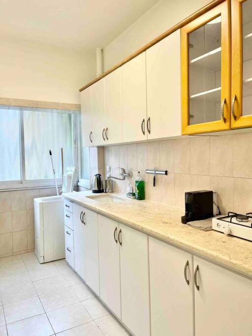 Rambam Beach Apartment Haifa Eksteriør bilde
