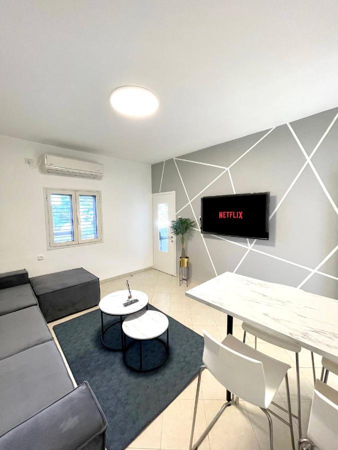Rambam Beach Apartment Haifa Eksteriør bilde